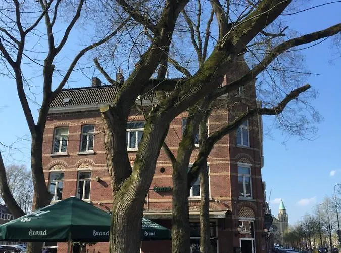 Chez Helene Luxury Gæstehus 3*